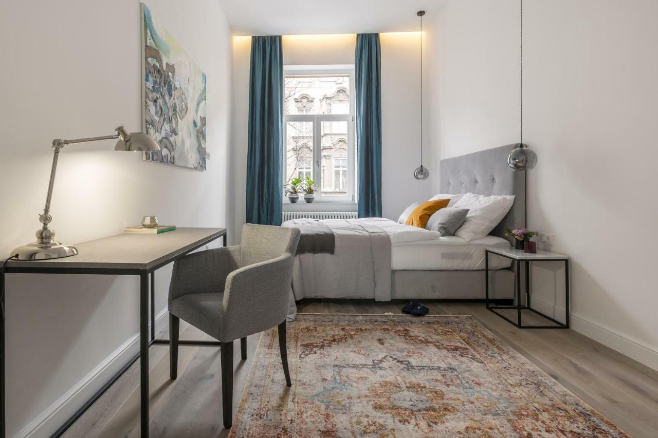 Montevideo Deluxe Apartments Zagreb Extérieur photo