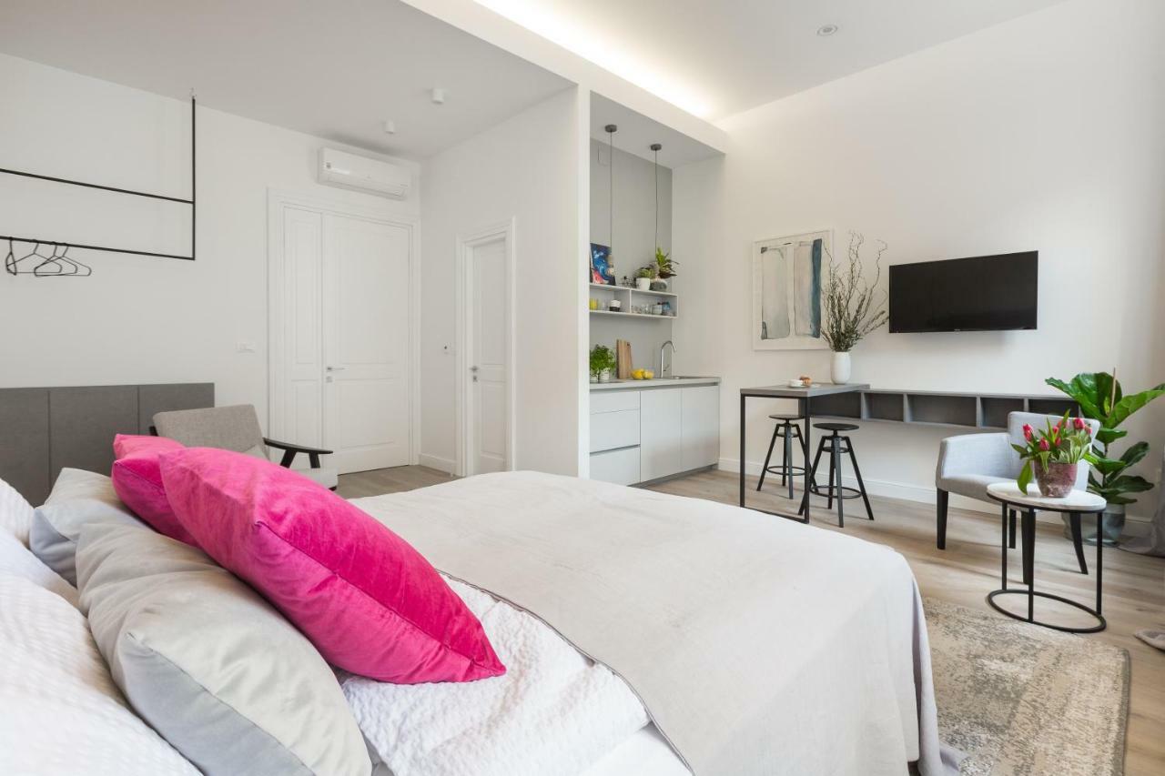 Montevideo Deluxe Apartments Zagreb Extérieur photo