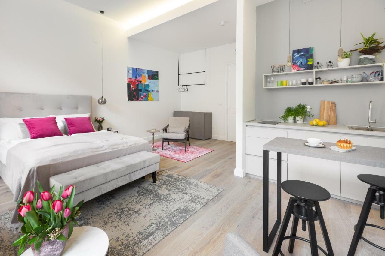 Montevideo Deluxe Apartments Zagreb Extérieur photo