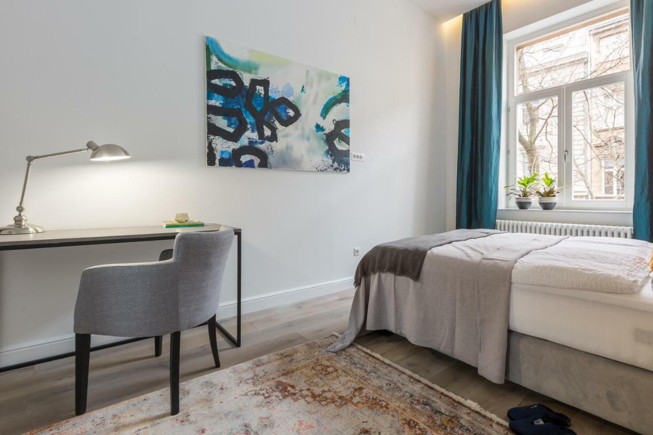 Montevideo Deluxe Apartments Zagreb Extérieur photo