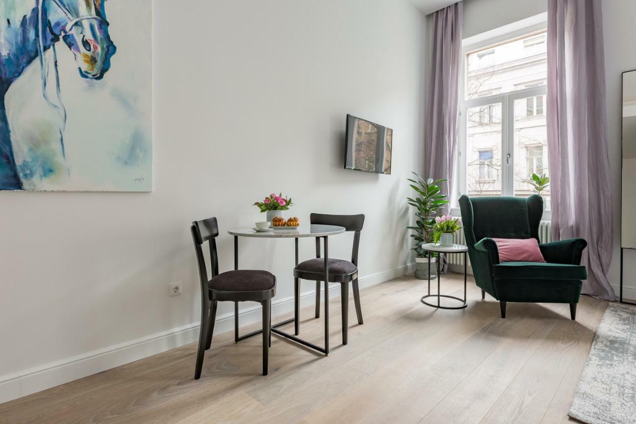 Montevideo Deluxe Apartments Zagreb Extérieur photo