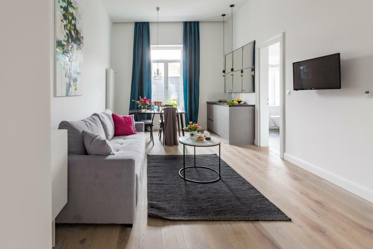 Montevideo Deluxe Apartments Zagreb Extérieur photo