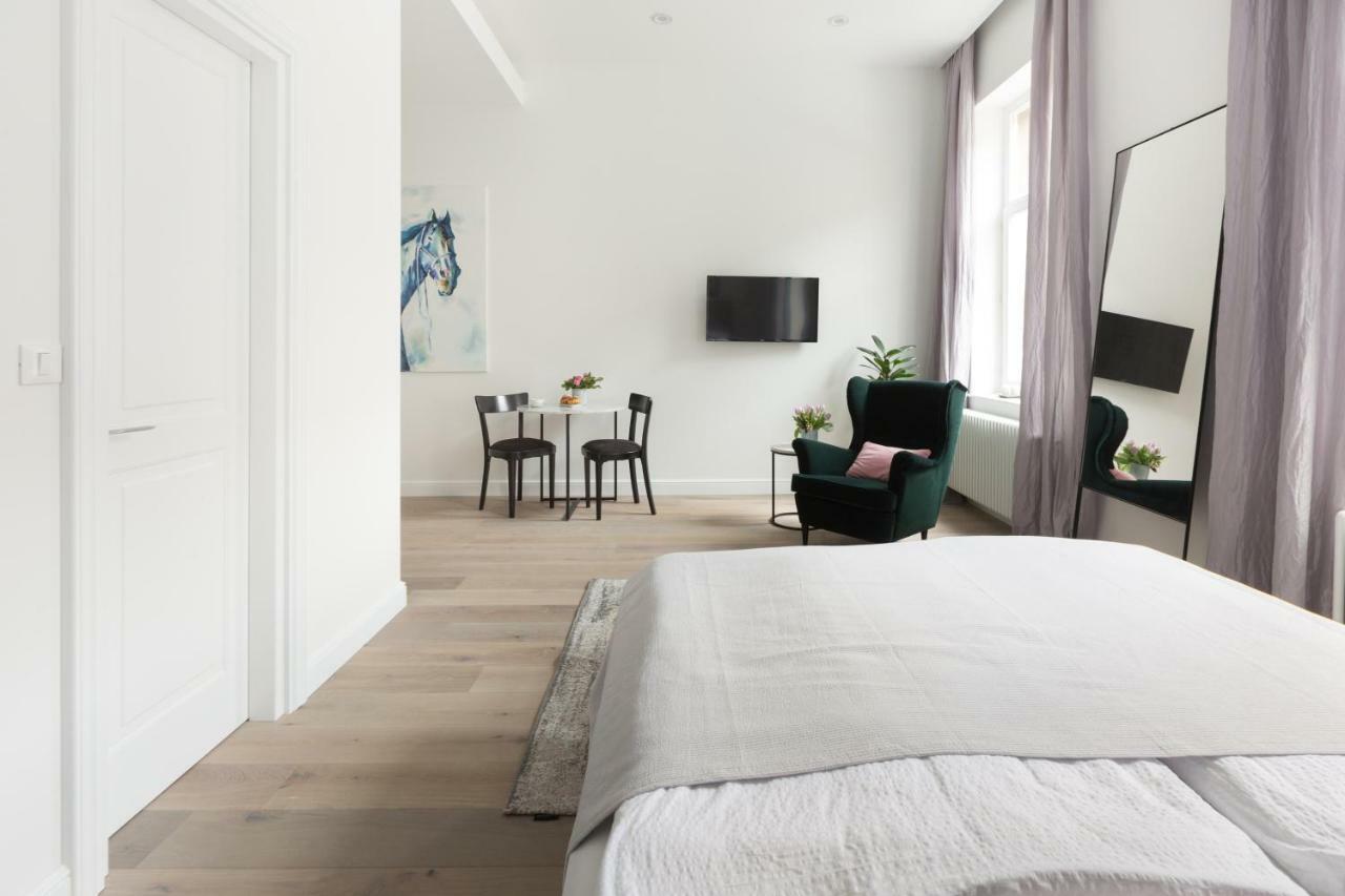 Montevideo Deluxe Apartments Zagreb Extérieur photo