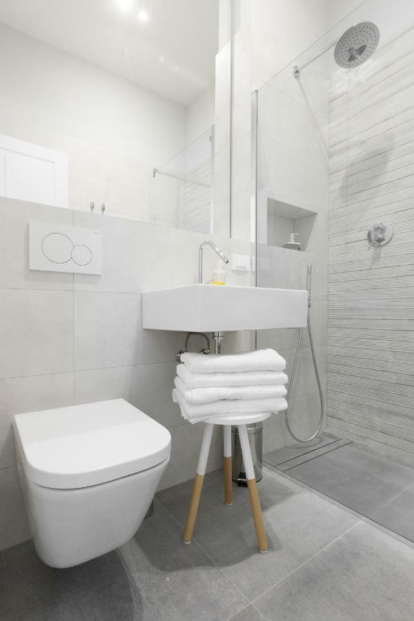 Montevideo Deluxe Apartments Zagreb Extérieur photo